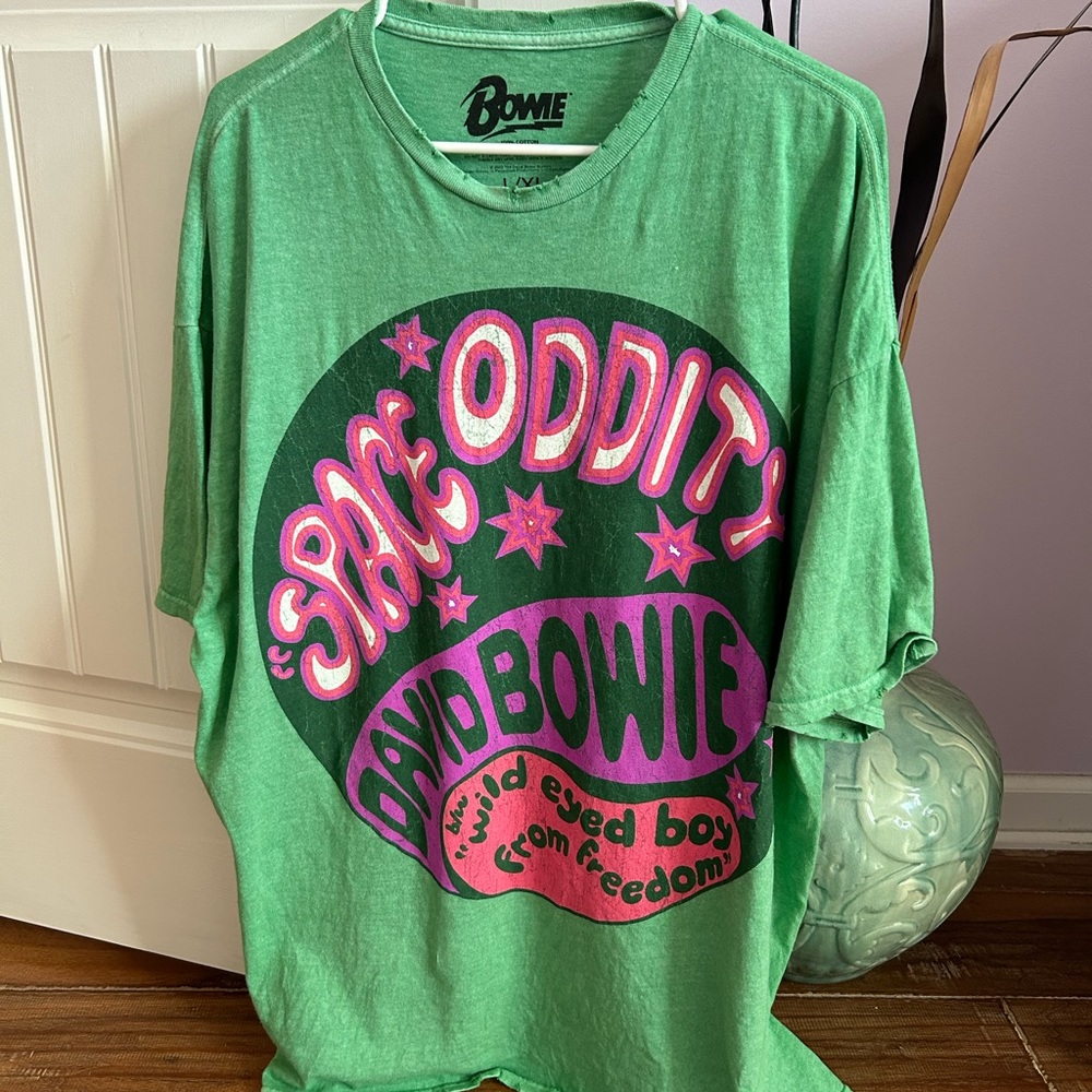 Urban Outfitters oversized tee (David Bowie)